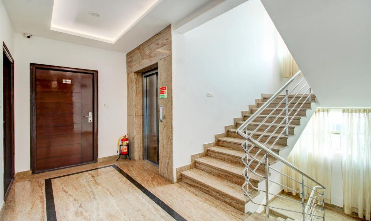 Treebo The Sai Leela Suites R T Nagar بنغالور المظهر الخارجي الصورة