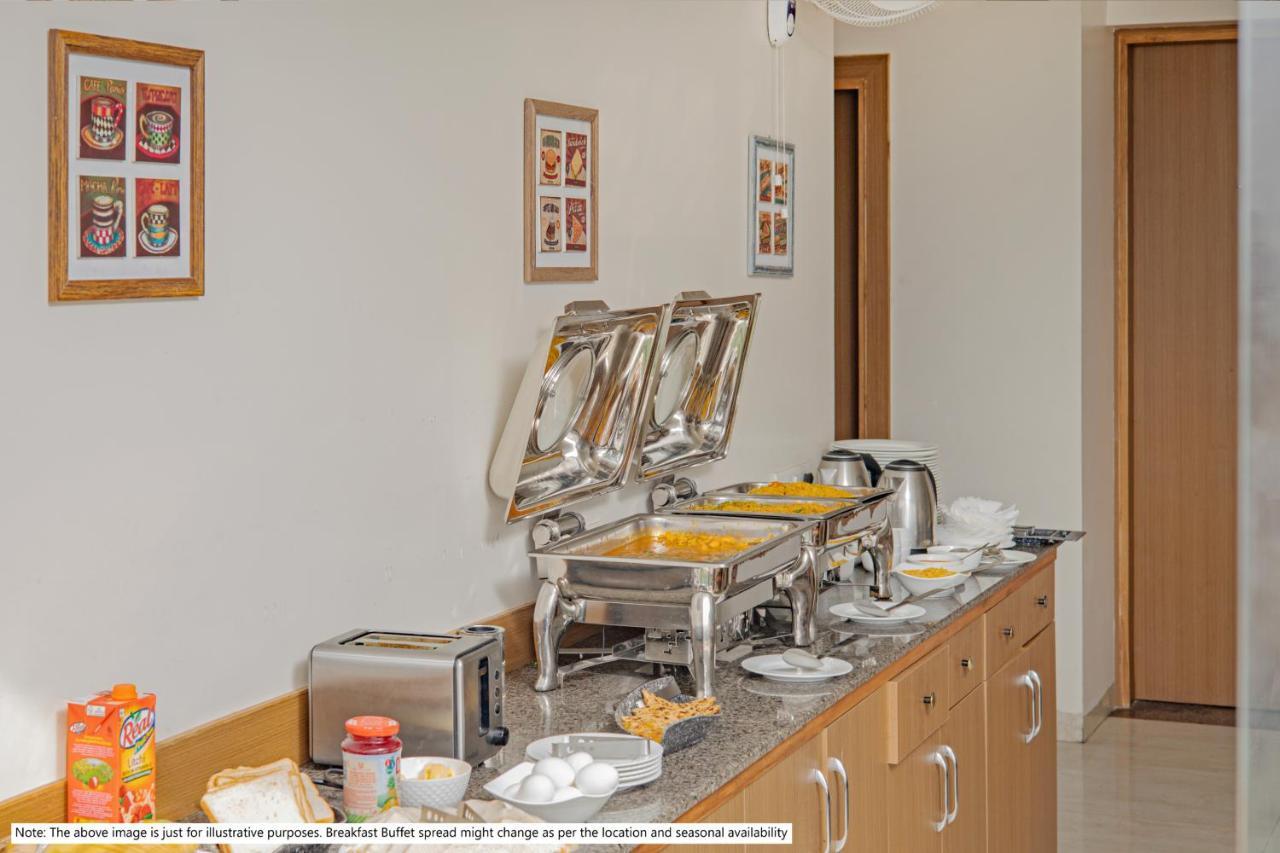 Treebo The Sai Leela Suites R T Nagar بنغالور المظهر الخارجي الصورة